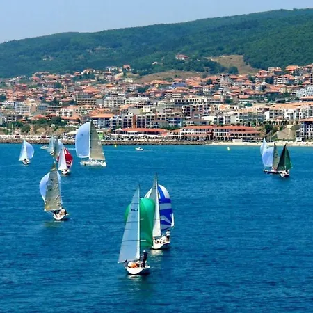 Family Sorrento *